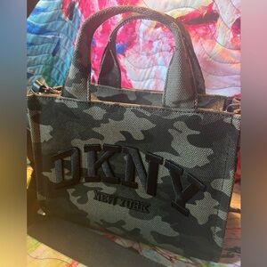 DKNY Camo the Tote crossbody